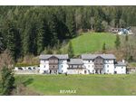 Hotel Restaurant Lambach Villa in Mürzzuschlag - Ein historisches Juwel auf 728m Seehöhe