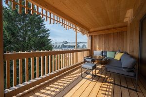 NEUBAU ERSTBEZUG MIT LOGGIA UND GARTEN IN ÖKOLOGISCHER BAUWEISE