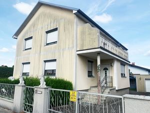 Gepflegtes Ein - oder Zweifamilienhaus