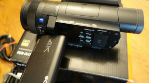 Sony Fdr-Ax700 4K Hdr Camcorder