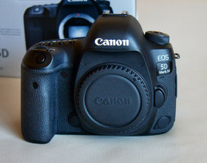 Canon EOS 5D Mark IV 30.4MP Digitalkamera