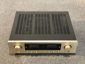 Accuphase E-213 inkl. Dac-30 Vollverstärker Integrated Amplifier