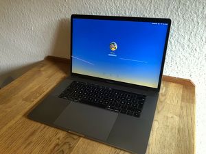 Apple Macbook Pro 15-inch 2018, 32 GB, 2TB SSD