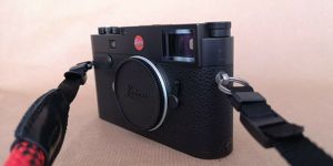 Leica M10 Schwarz Verchromt (20000) Messsucherkamera