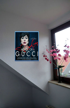 LADY GAGA signiertes Gucci-Souvenir aus New York. Coole Wanddekoration für Ihr Zuhause! Ein Blickfang in jedem Zimmer! Geschenkidee.