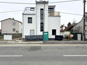 Traumlage - Traumhaus ? Prov. frei f. Käufer // Dream location - dream house  ? Buyer Comm. free !  //