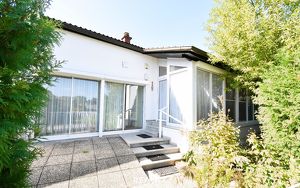 RARITÄT: Entzückendes Einfamilienhaus auf Eigengrund am traumhaft schönen Römersee sucht neue Eigentümer!