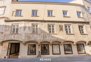 Zwei wahre Unikate - Gebäudeensemble - historisches Zentrum Krems