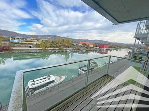 Vollmöblierte 2 Zimmerwohnung an der Donau mit Balkon und Parkplatz