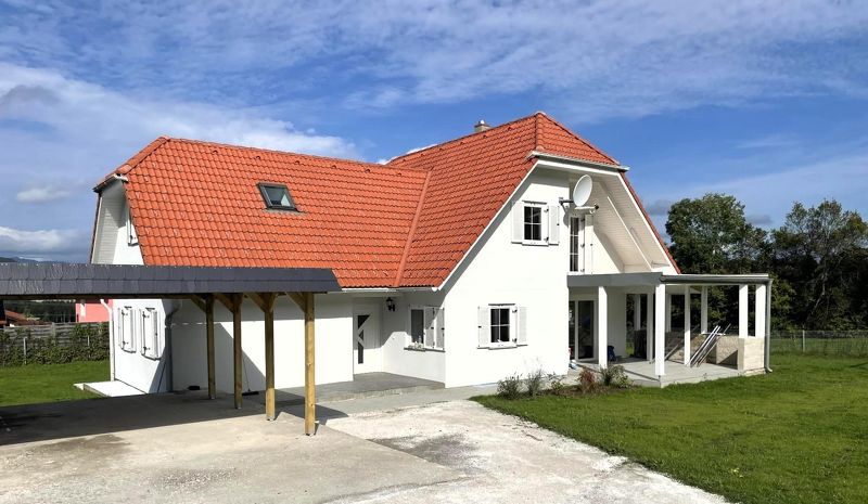 Bezugsfertiges Wohnhaus in ländlicher Sonnen- und Ruhelage, Gemeinde Finkenstein