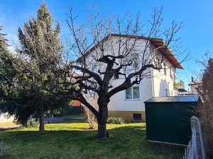 Sanierungsbedürftige Wohnung mit Gartenanteil in Graz/Strassgang