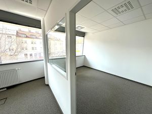 Attraktive Büroflächen im Zentrum - mit Lounge und voll ausgestatteten Besprechungsräumen