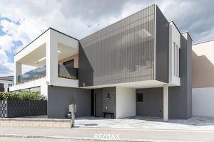 LIVING DELUXE - Modernes Wohndomizil in Wiennähe