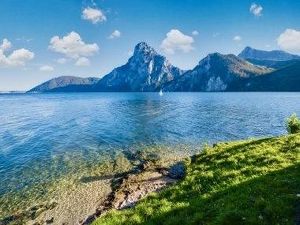 Schönes Grundstück mit See und Traunsteinblick ( Altbestand)