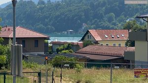 Wörthersee-Idylle - Große Premium Neubau-Villen-Etage - in Reifnitzer Bucht mit tollem Seeblick -  einziehen Juni 2024