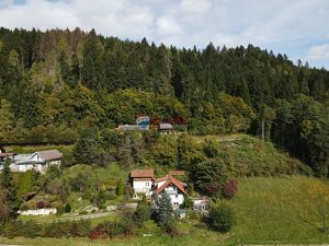 Grund,  Waldflächen und Wörtherseeblick