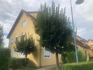 Ruhige sonnige Wohnung mit Balkon und Parkplatz  in Leibnitz