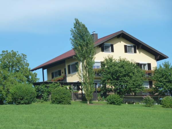            Ferienhof Fam Lileg mit Panoramaaussicht weit ins Weinland
