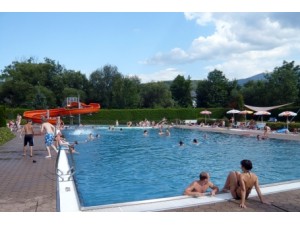 Schwimmbad Weißkirchen